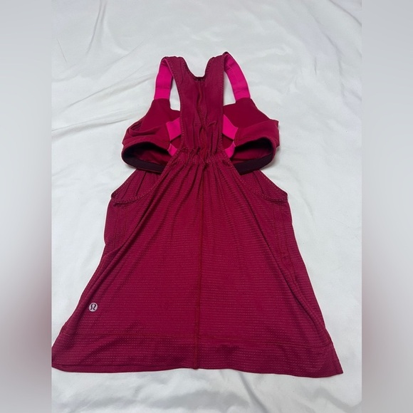 Lululemon Stash It Tank - Picture 11 of 13